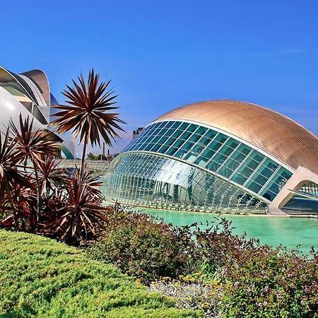 Beautiful Valencia Exterior photo